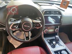 جاكوار XE